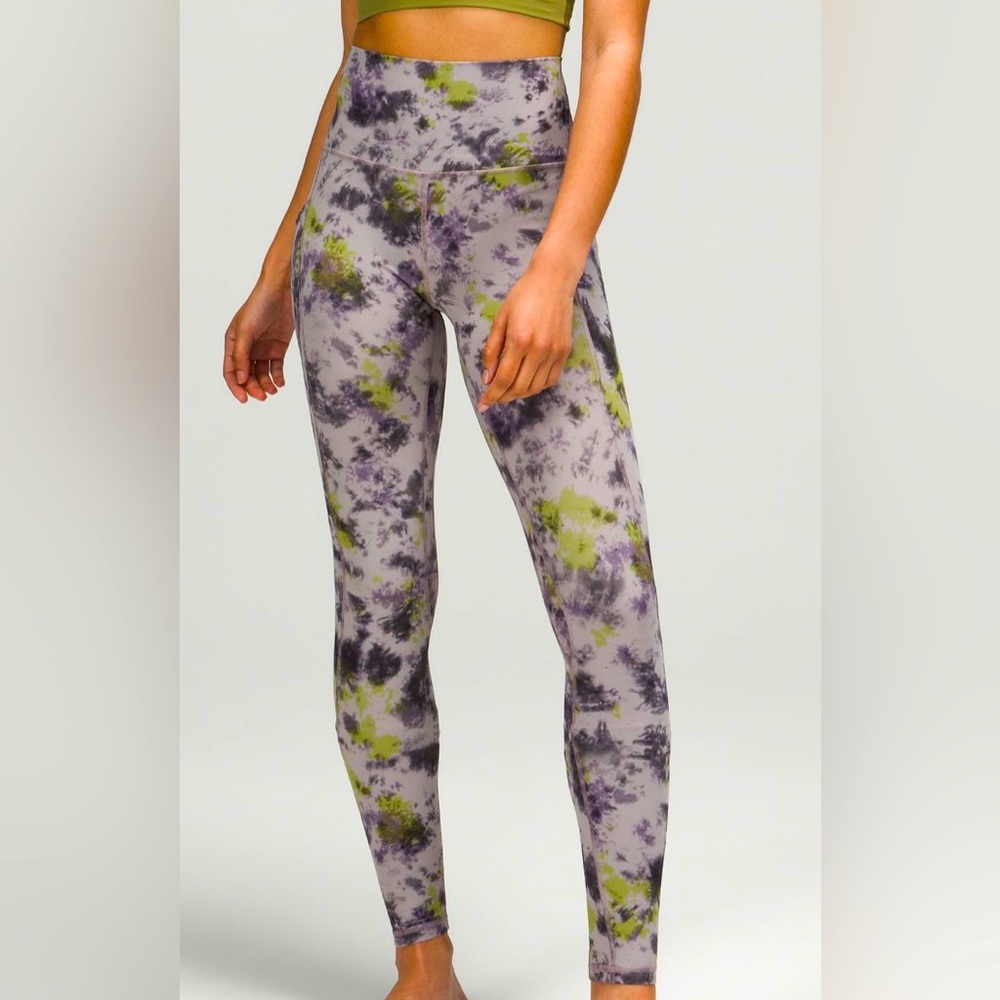 NWT Lululemon leggings with pockets